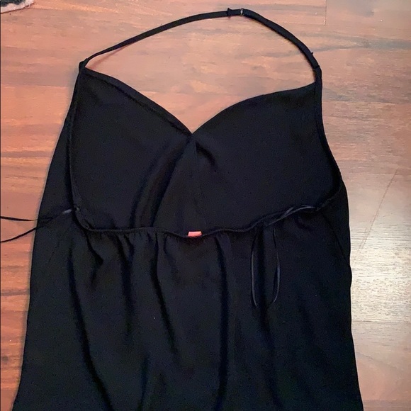 Sexy Black Halter Top - Picture 2 of 4